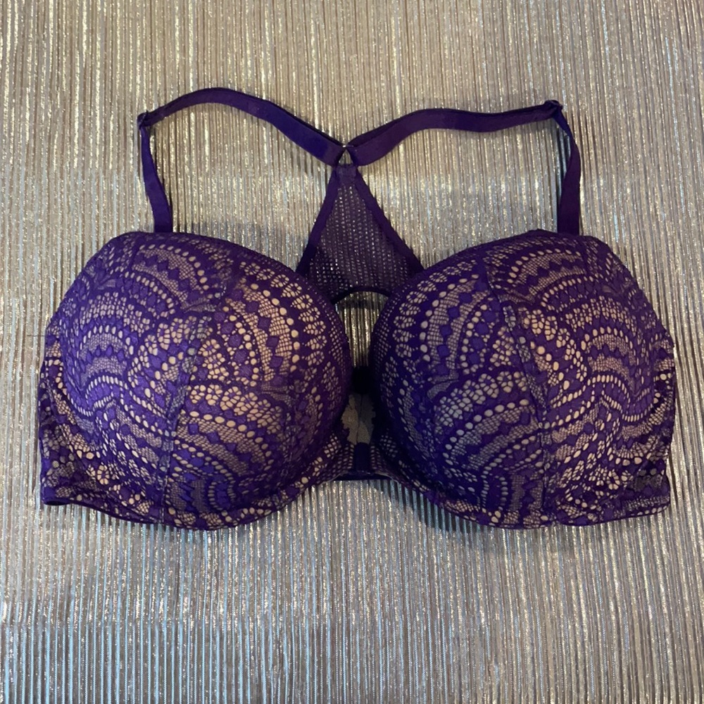 Victoria’s Secret push up bra-Never Worn